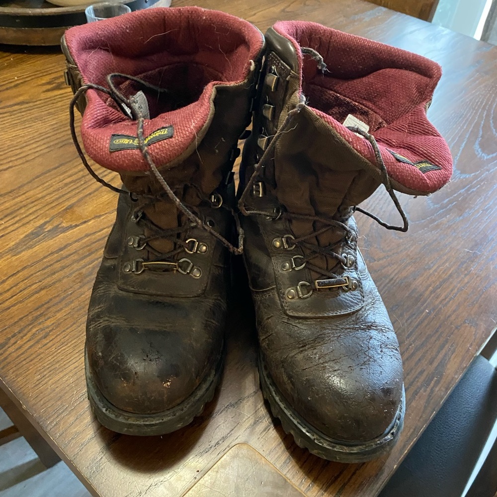 Cabela’s size 10 800 gram goretex leather hunting boots